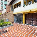 Apartamento En Conquistadores -Medellin