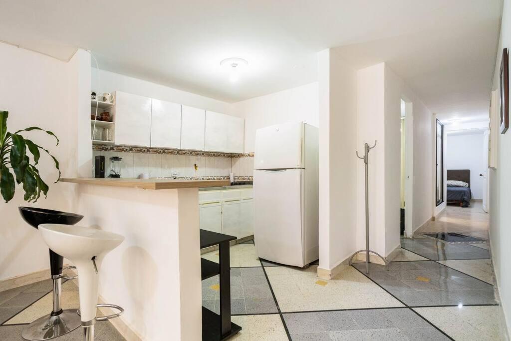 Apartamento En Conquistadores -medellin *